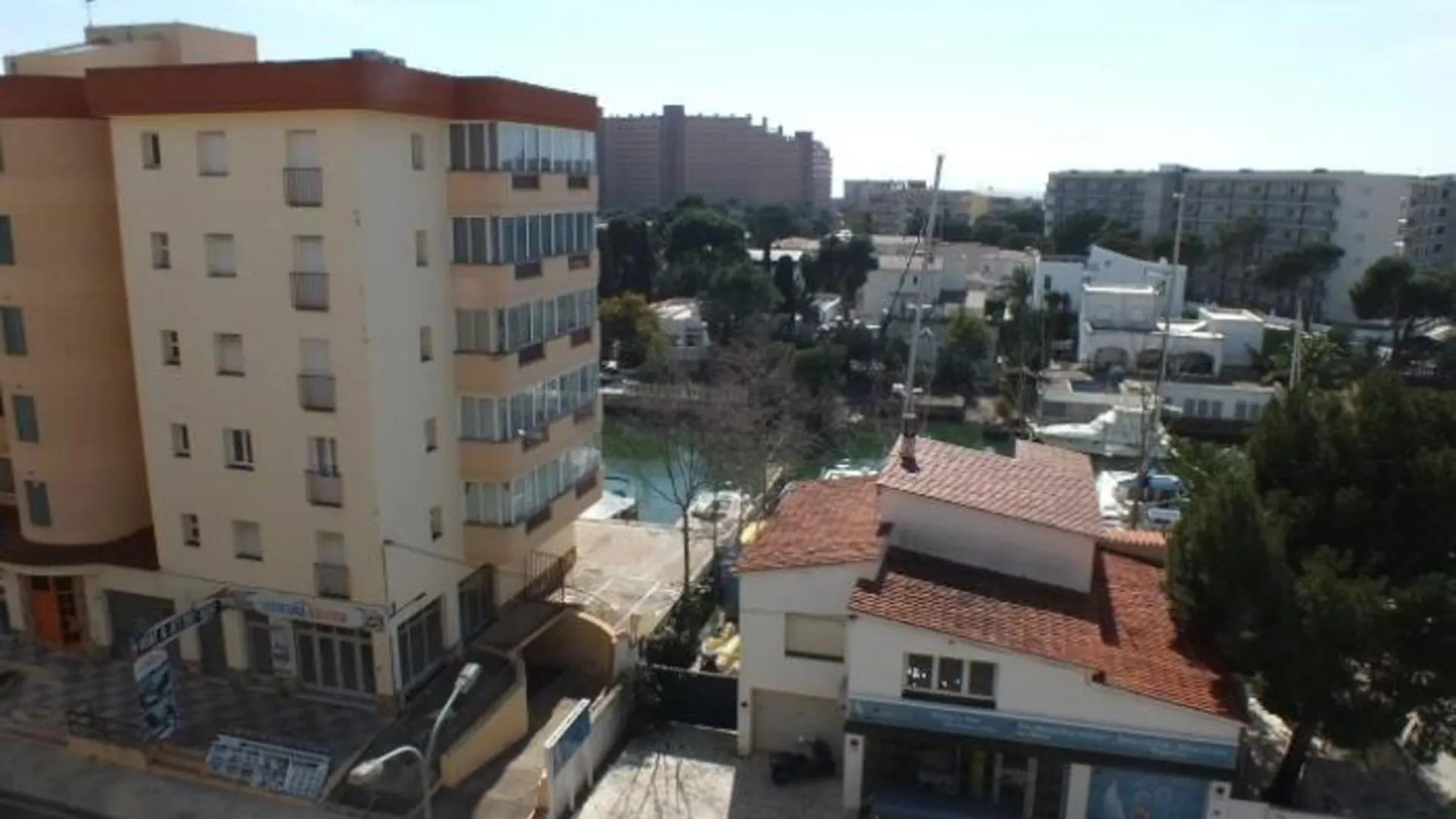 Apartamento En Roses Para 6 Pers Con Piscina Y Parking - Es-204-49